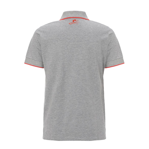 ルメール騎手のロゴ刺繡入り。ジャパンカップや天皇賞、メルボルンカップ、ドバイシーマクラシックなど世界の様々なレースで勝利を収めているリーディングジョッキー、ルメール騎手のロゴをフューチャ。