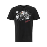 グランアレグリアへのオマージュとして制作された「GRAN FLYER」VネックTシャツ。ブラックボディに迫力あるレースアートをプリントした日本製のサンデーレーシングコラボレーションモデル。