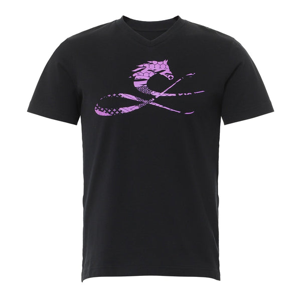 ルメール騎手のファッションブランド誕生の地・京都にオマージュを捧げた、競馬を応援するための限定VネックＴシャツ。